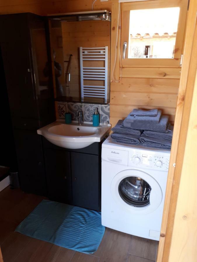 Gite Le Chalet Des Milles Et Un Chemins Castelnou Екстериор снимка